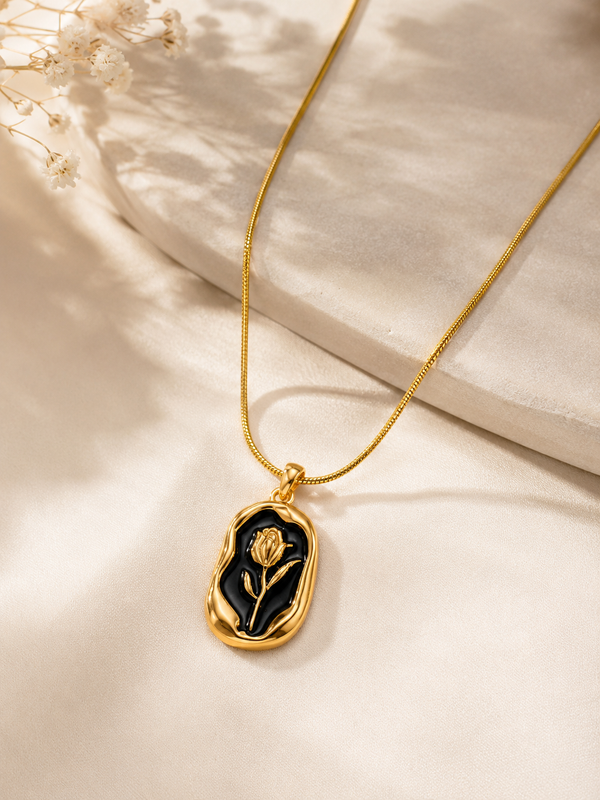 Sanyian Golden Bloom Pendant Necklace